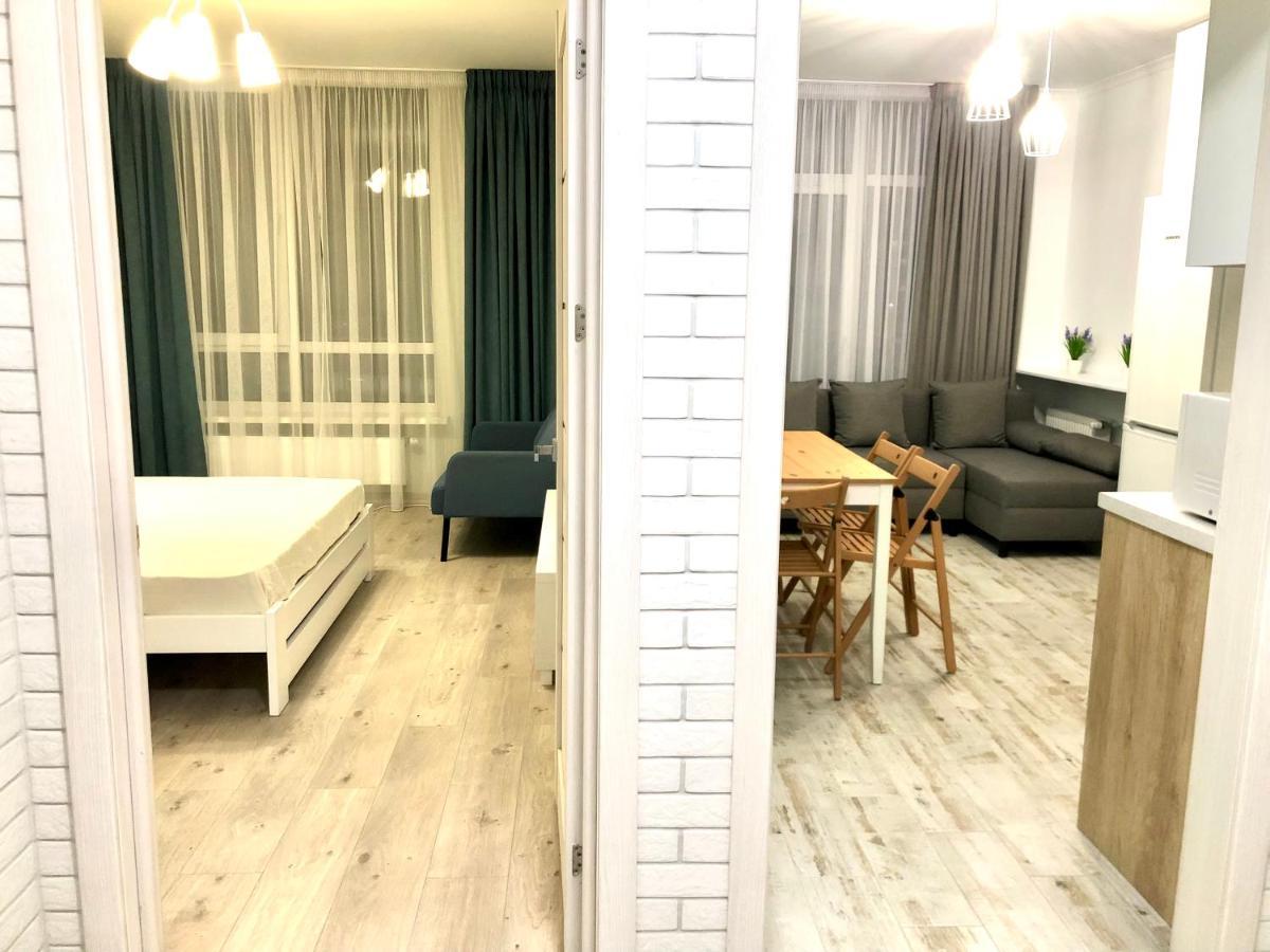 Osapart Cozy Apartment In A Complex Semycvit Leópolis Exterior foto