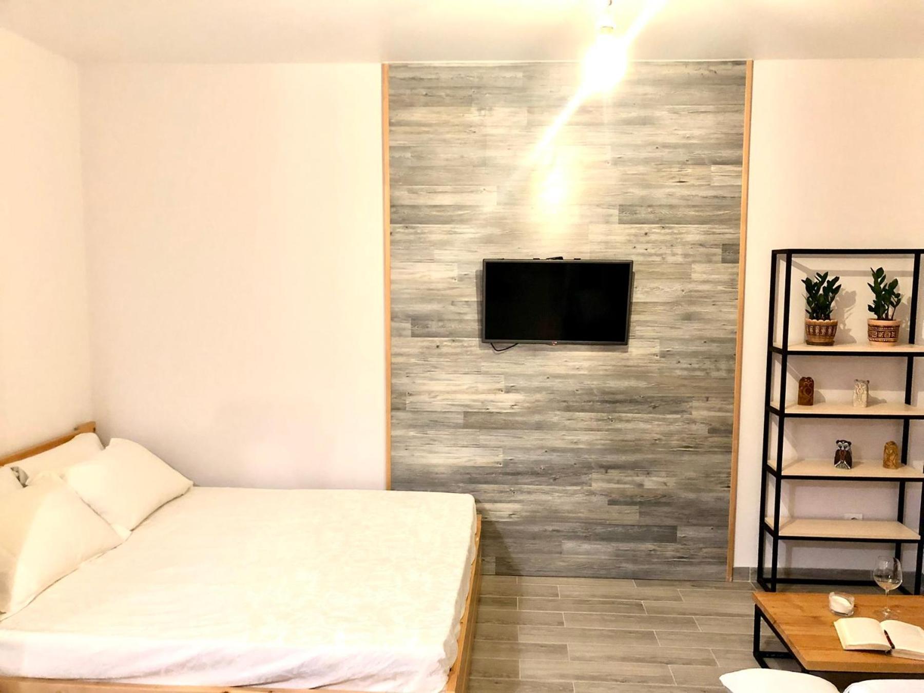 Osapart Cozy Apartment In A Complex Semycvit Leópolis Exterior foto