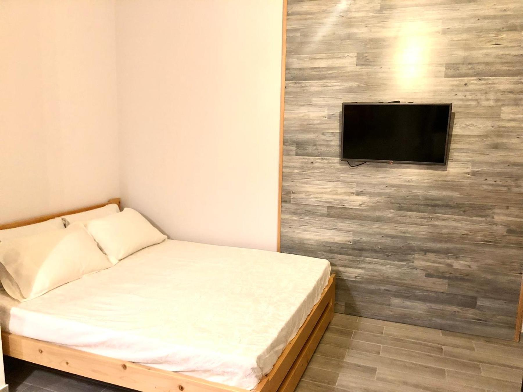 Osapart Cozy Apartment In A Complex Semycvit Leópolis Exterior foto